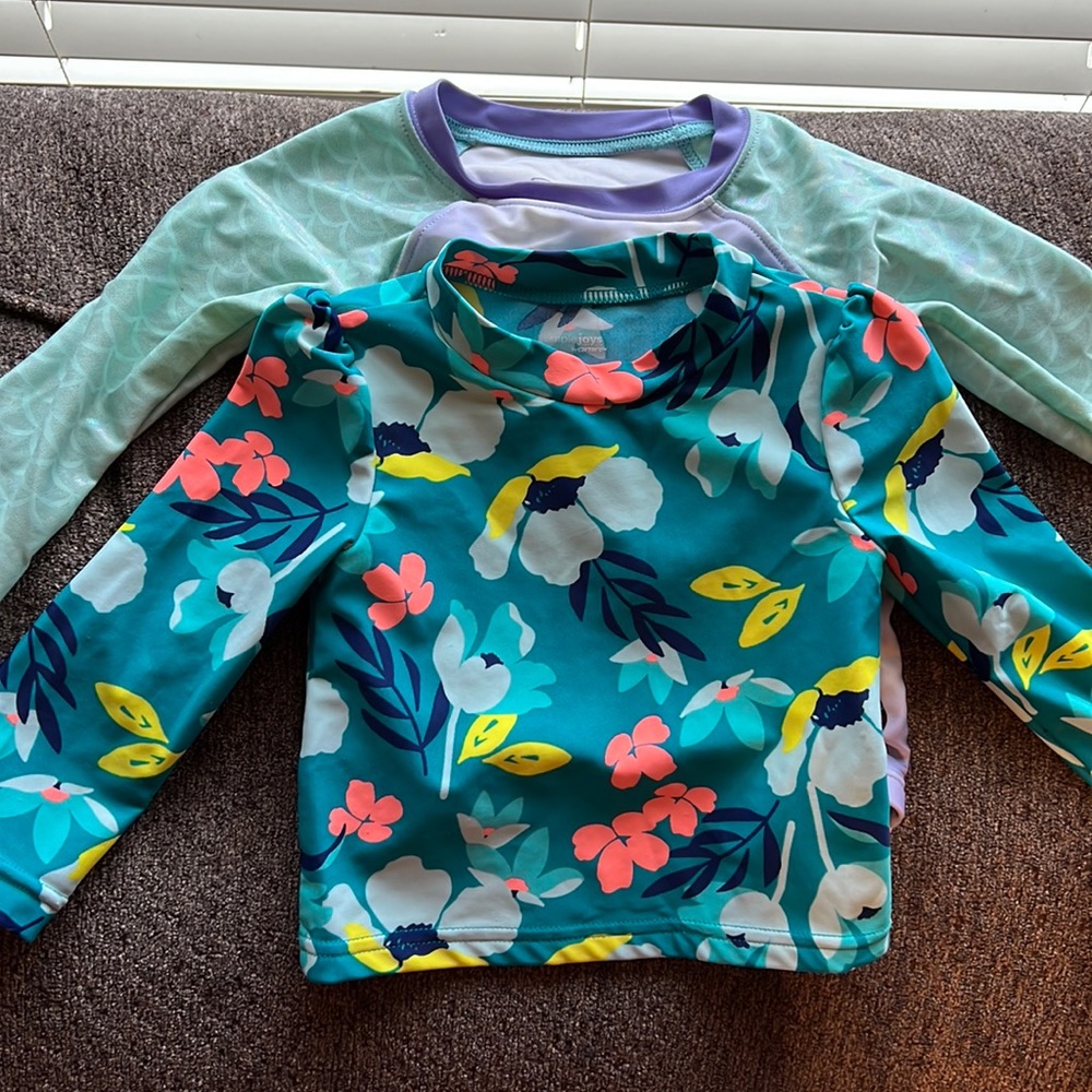 Long sleeve swim tops